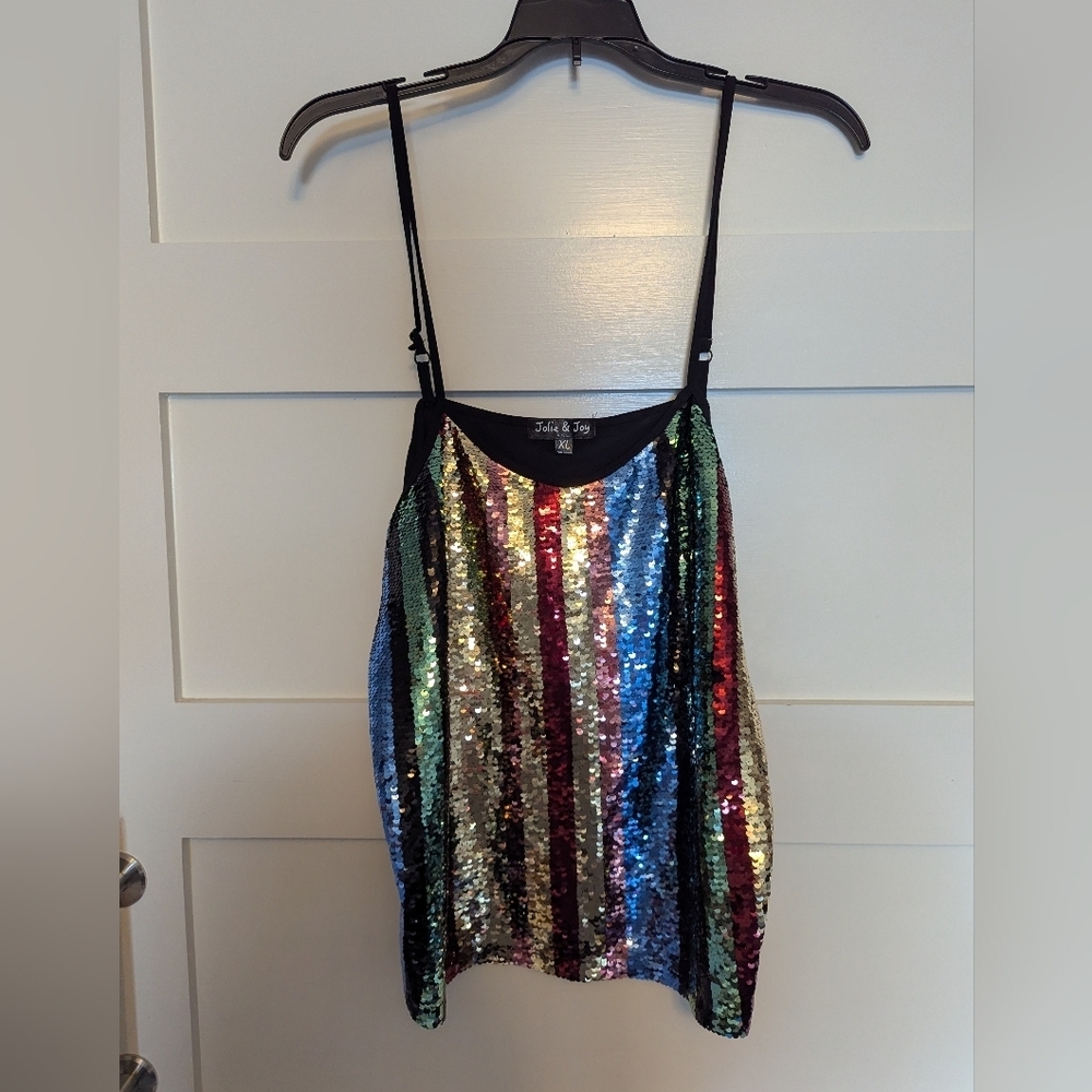 Women's Jolie & Joy Sequin tank top in XL with adjustable straps.